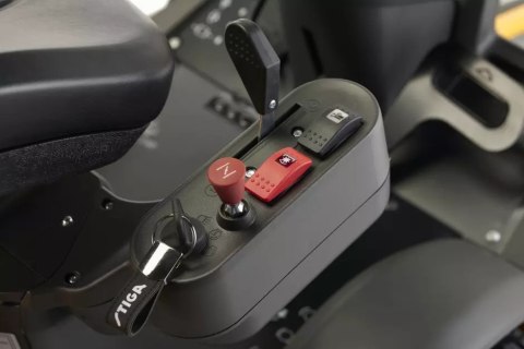 Traktor ogrodowy Park 500 W + Combi 95 Q Plus Zestaw Promocyjny Traktorek